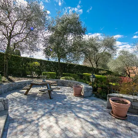 Castelletto Di Branduzzo Sleeps 12 Pool Wifi *